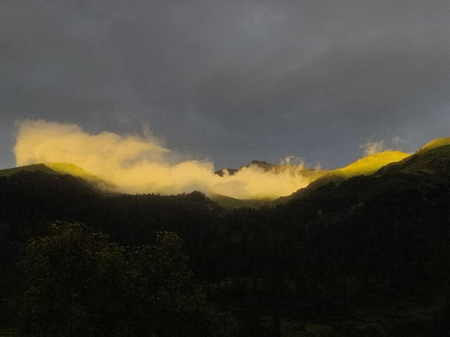 Gharsa - Your Mountain Home Manāli Kültér fotó